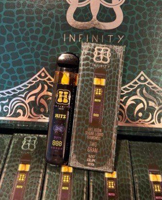Hitz Emerald Editions 2G Disposable Vape – Premium Device Hitz Emerald Editions 2G Disposable Vape sleek design with premium finish